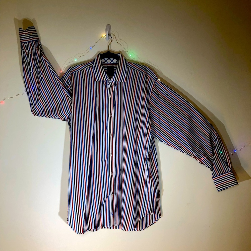 Taylor Byrd Dress shirt. XL.stunning details. XL